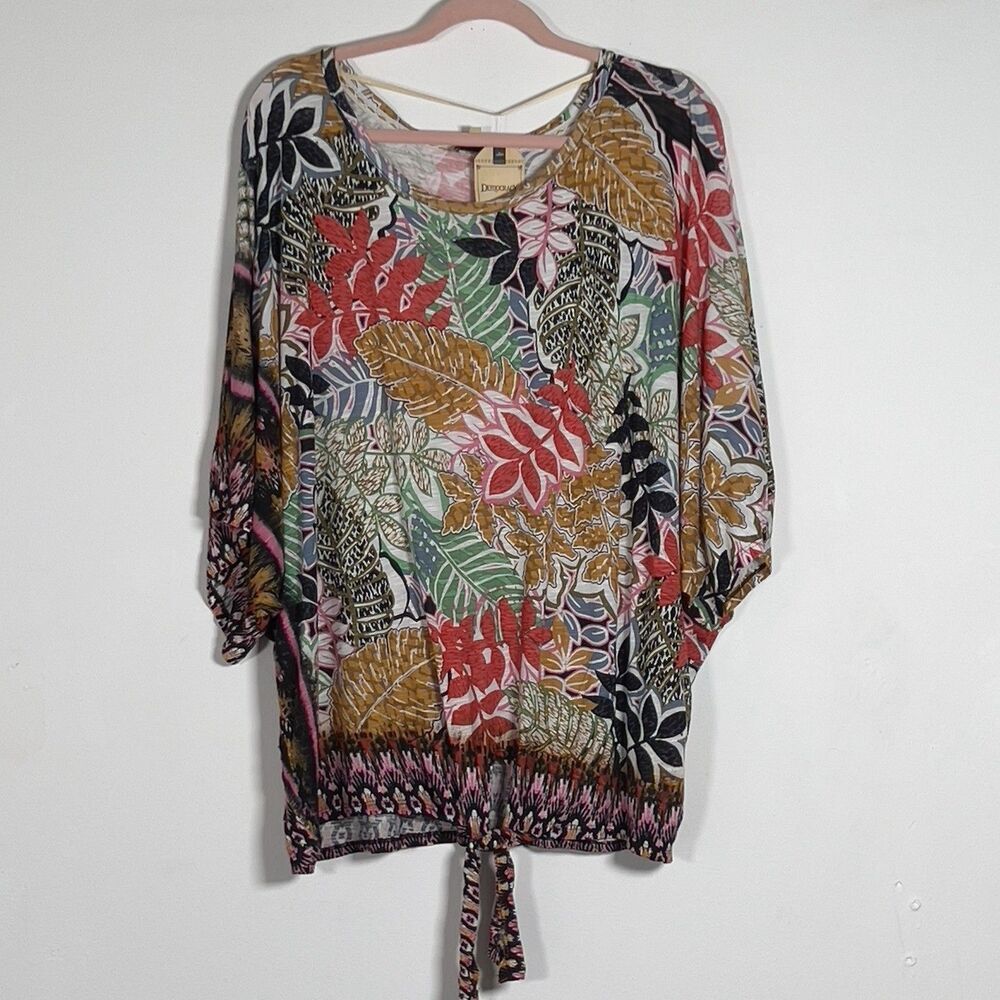 Democracy Top Womens Sz 1X 3/4 Sleeve Waist‎ Tie Floral Print